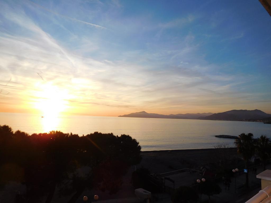 Baia Delle Favole Affittacamere Sestri Levante Zewnętrze zdjęcie